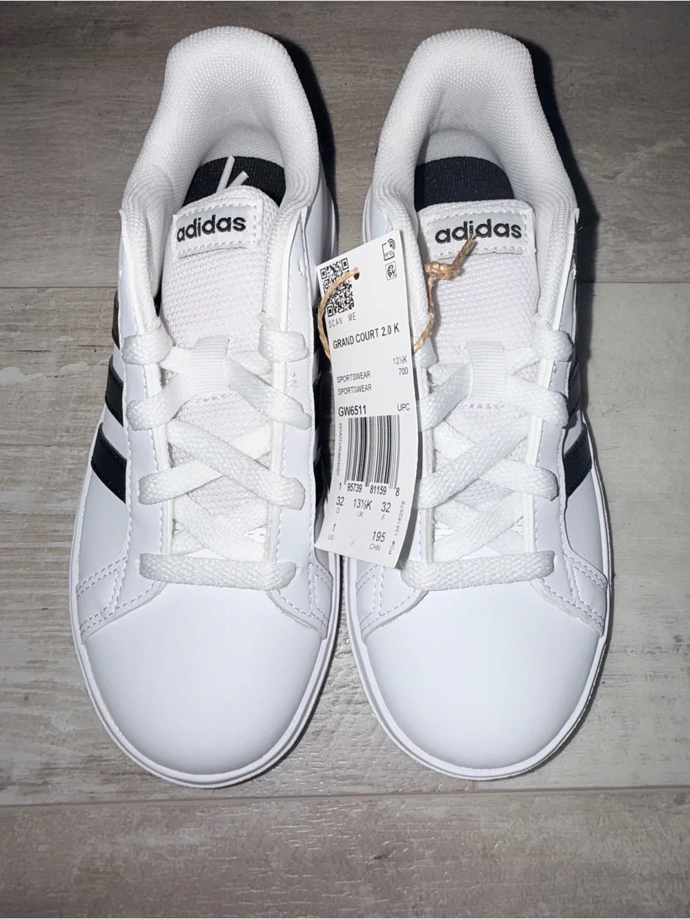 Adidas Grand Court 2.0 K Kids Size 1 White Black Sneakers NWT